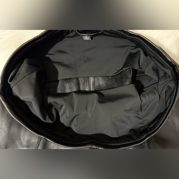 2 for $25 Marc New York Black Faux Leather Leggings Tummy Panels SZ Medium EUC - Picture 5 of 7